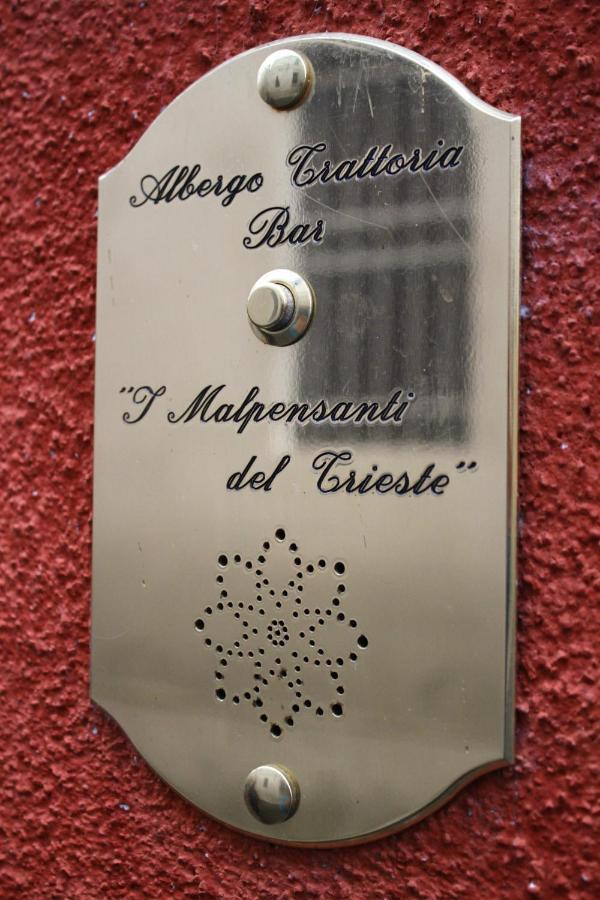 I Malpensanti Del Trieste Monticelli dʼOngina Exteriör bild